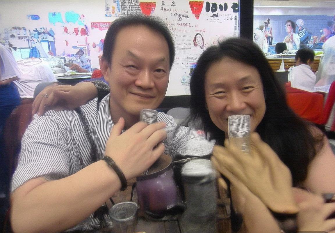 巴塞罗那VS巴黎圣日耳曼：巅峰对决战术解析前瞻