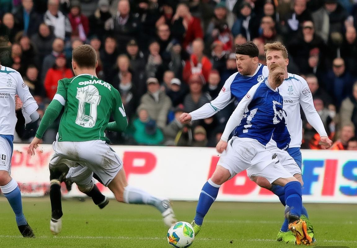 北安普敦vs林肯城：英甲关键对决历史回顾与前瞻